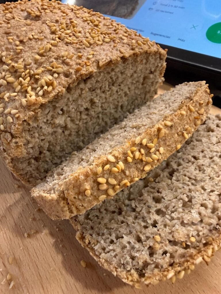 Pan trigo sarraceno,chía y almendras elaborado en Thermomix